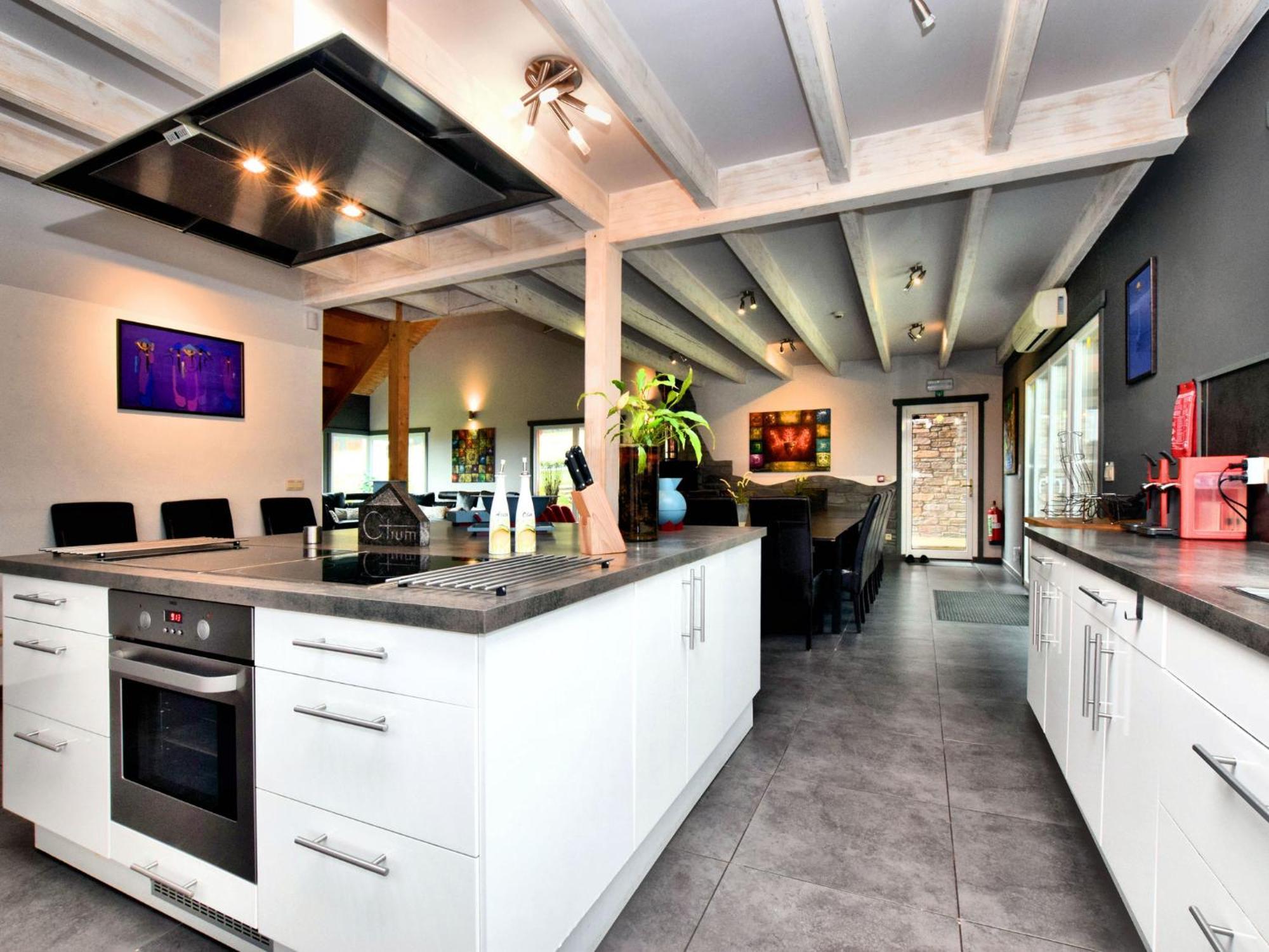 Beautiful Villa With Heated Outdoor Pool Manhay Экстерьер фото