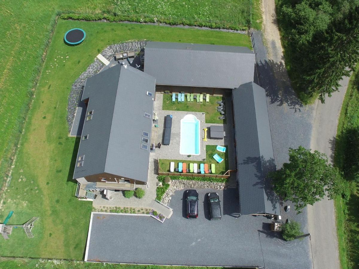 Beautiful Villa With Heated Outdoor Pool Manhay Экстерьер фото